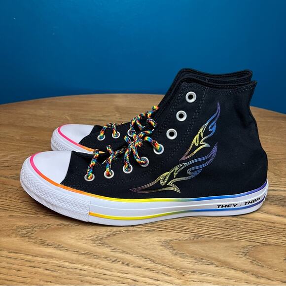 NWOT Converse CTAS High Top Pride Custom Sneakers Rainbow Men’s 8 Women’s 10 - Picture 4 of 10